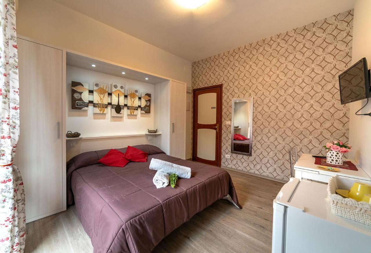 B&B Villa Montreux Rimini Exterior foto