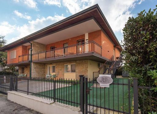 B&B Villa Montreux Rimini Exterior foto